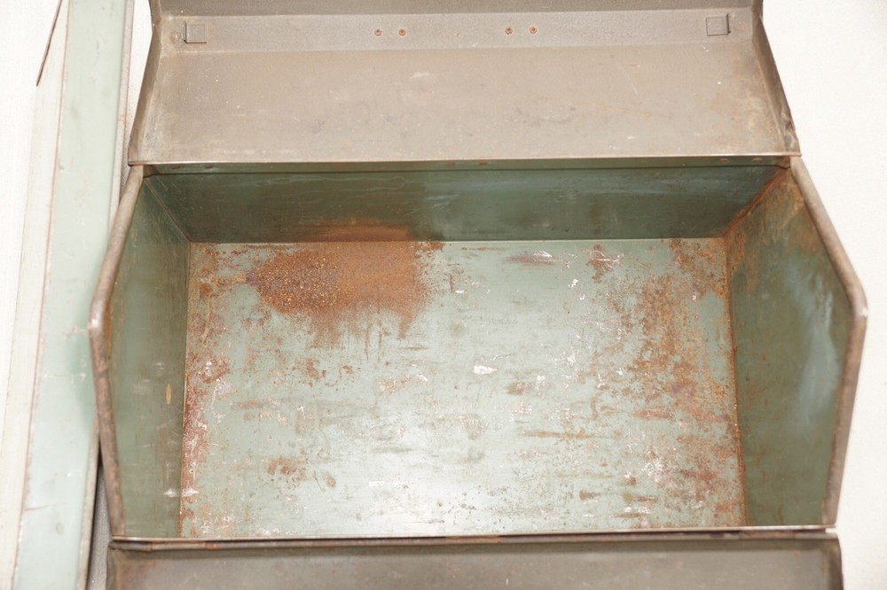 Vintage Duplex GREEN Metal Tool Box Handle Insert