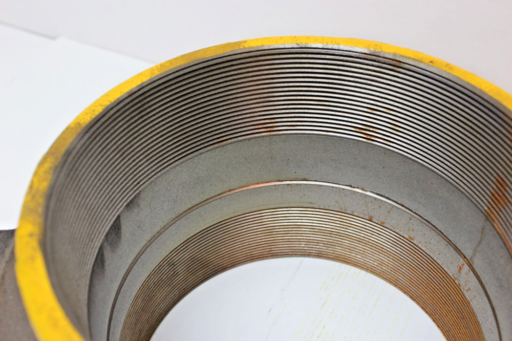8" FIG 100 S/E Threaded Hammer Union
