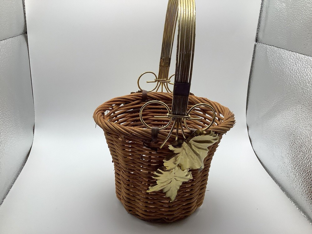 Wicker Flower Planter Vase Metal Handle And Leafs MISSING 1 Leaf