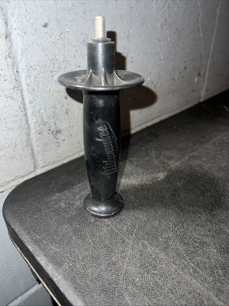 Milwaukee 516067 Auxiliary Handle Replacement