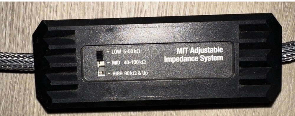 MIT Adjustable Impedance System Shotgun S2 Interconnect With Oracle Technology