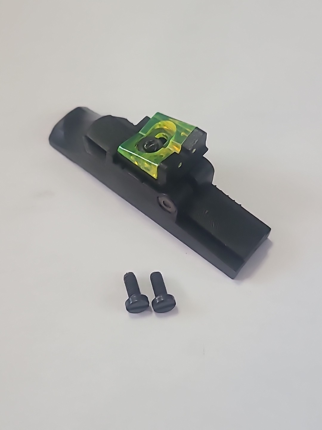 TRADITIONS E-BOLT .50 CAL MUZZLELOADER Rear Sight GREEN FIBER OPTIC W Screws