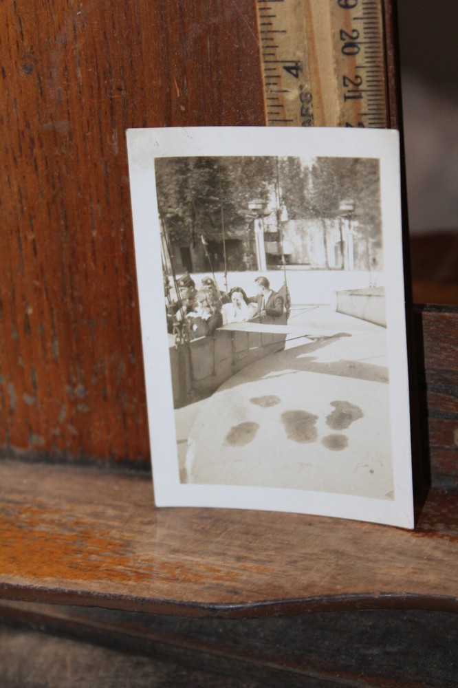 WWII Photo US Tennessee Soldiers Lady