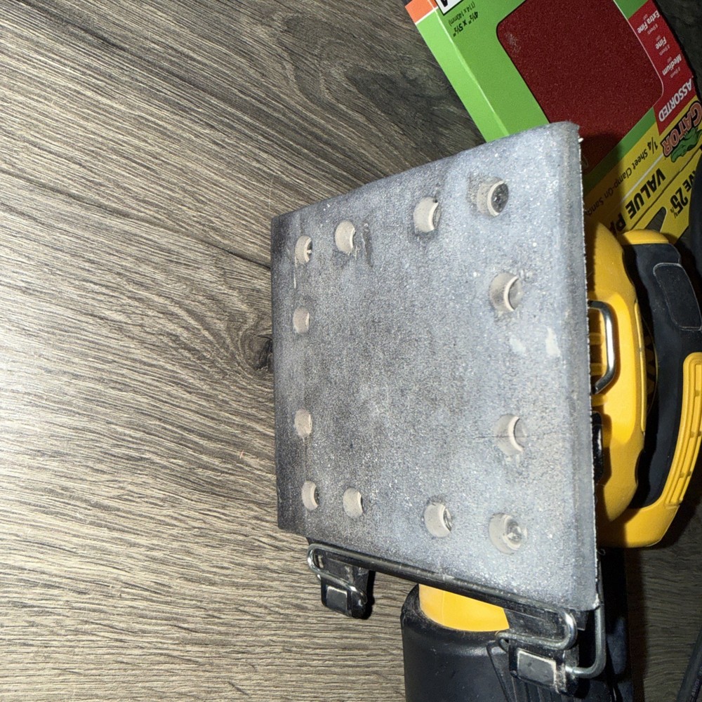 DeWALT 1/4 Sheet Palm Grip Sheet Sander Model# DWE6411 (14 Sheets Incld!)