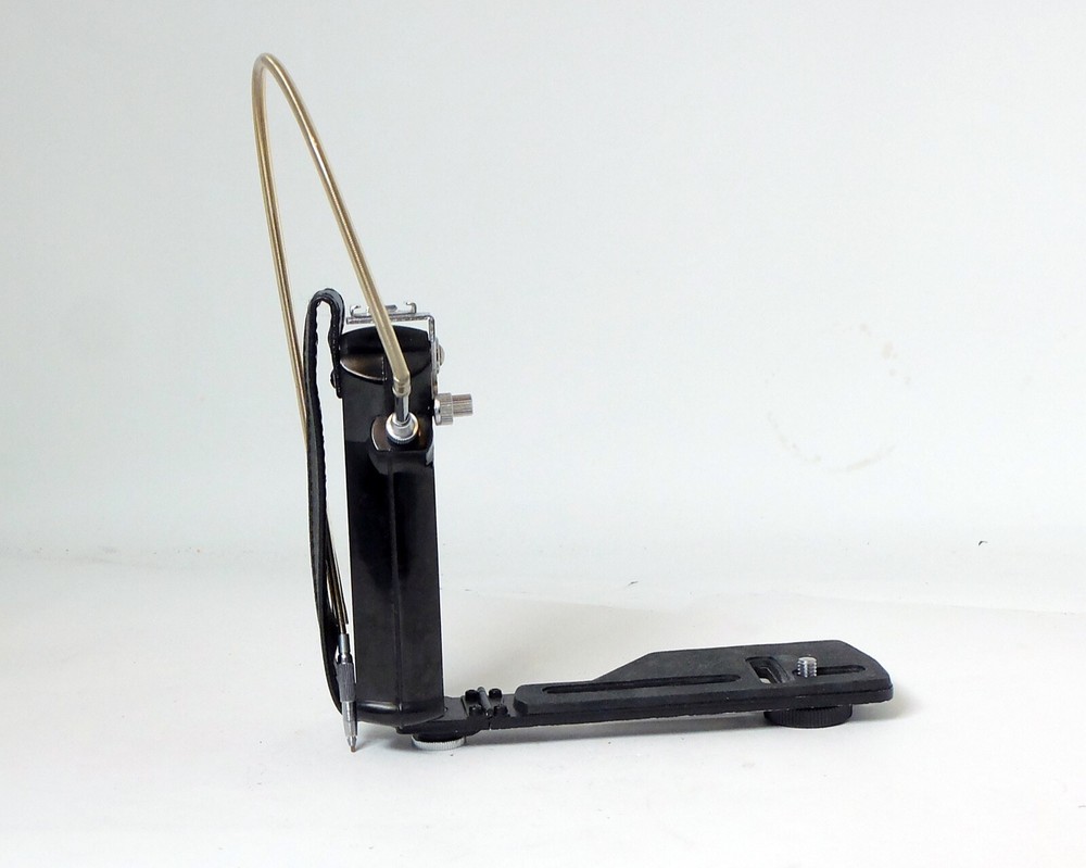 Super Deluxe Folding Camera Flash Bracket Medium Format SLR Film DSLR Digital