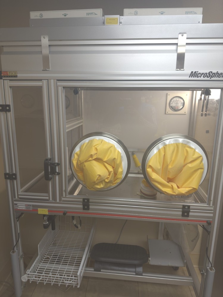 ISOTECH Microsphere sterile hood