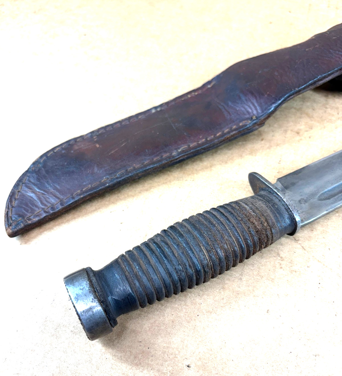 Vintage WWll Case XX 337-6" Q Quartermaster Combat Fighting Knife w Sheath LOOK