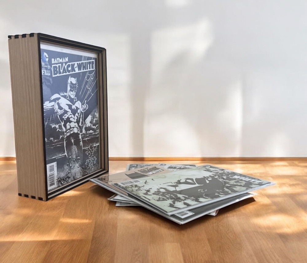Wood Comic Frame & Compact Storage PLUS Complete Black &White Batman Series