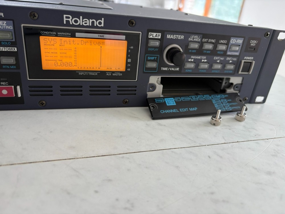 Roland VSR880