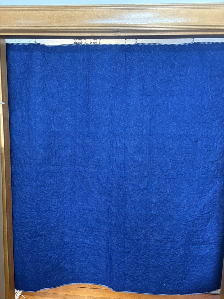 Handmade throw size studio Americana pattern quilt