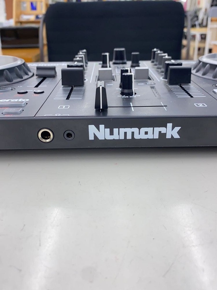 numark DJ equipment MIXTRACK PRO FX Used