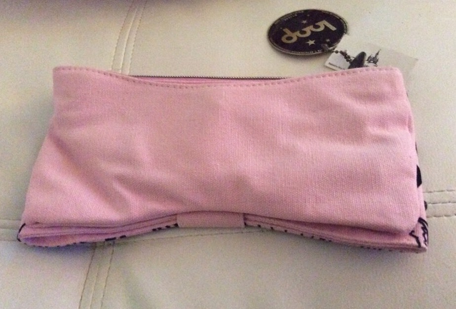 NWT Disney Couture Snow White bow clutch Wallet Makeup Bag By Loop