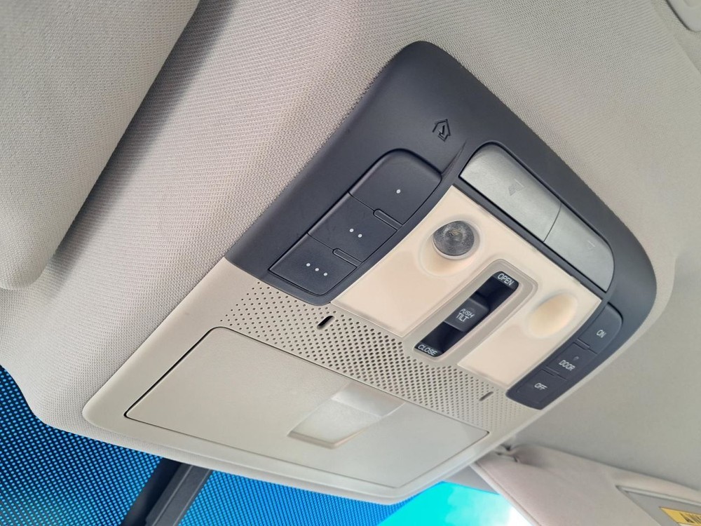 MDX 2010 Glove Box 4862717