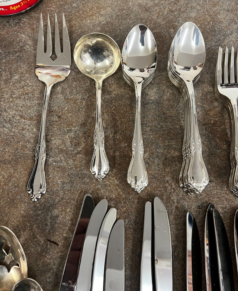 MDS Japan MDJ2 61 Piece Silverplated Flatware Set