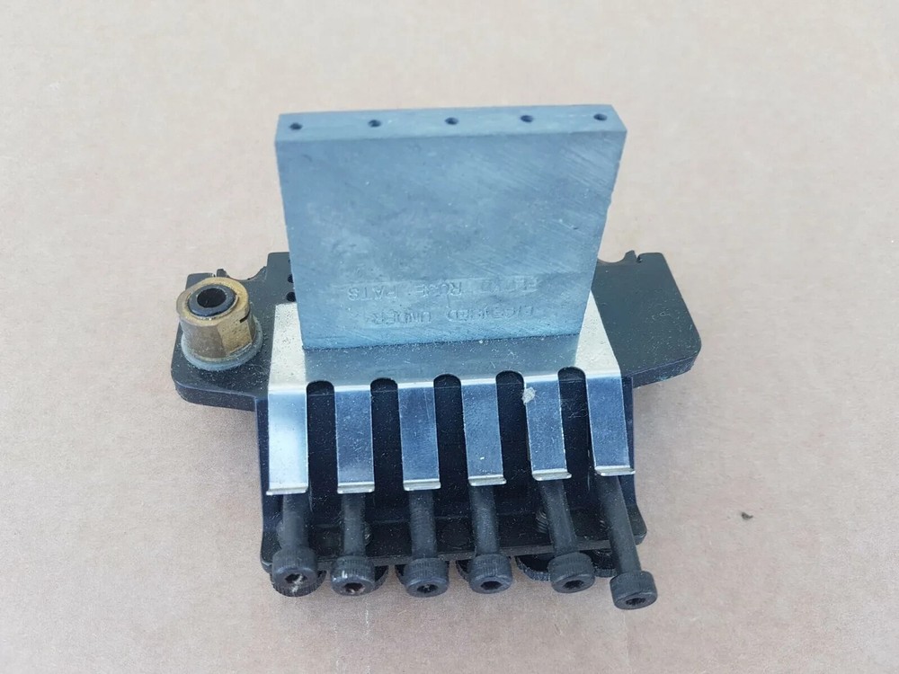 90's VESTER TREMOLO