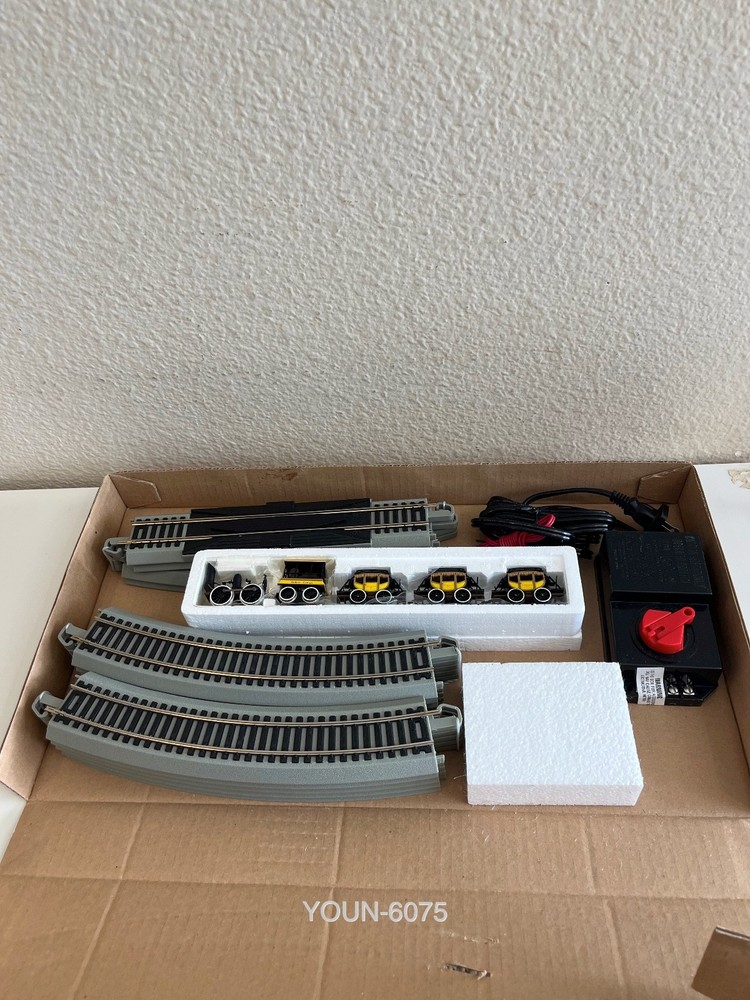 Bachmann The DeWitt Clinton Ready To Run HO Scale Train Set 00641