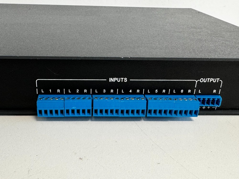 Extron SW6 HDMI Video/Audio Switcher