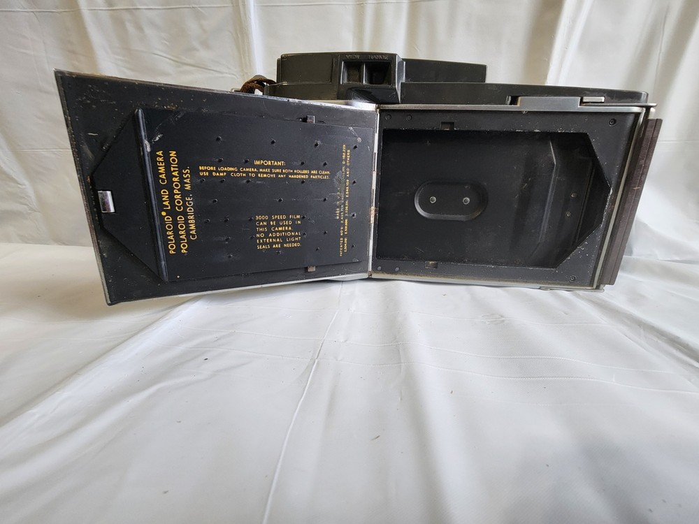 ☆Polaroid Land Camera 150 (no Case)