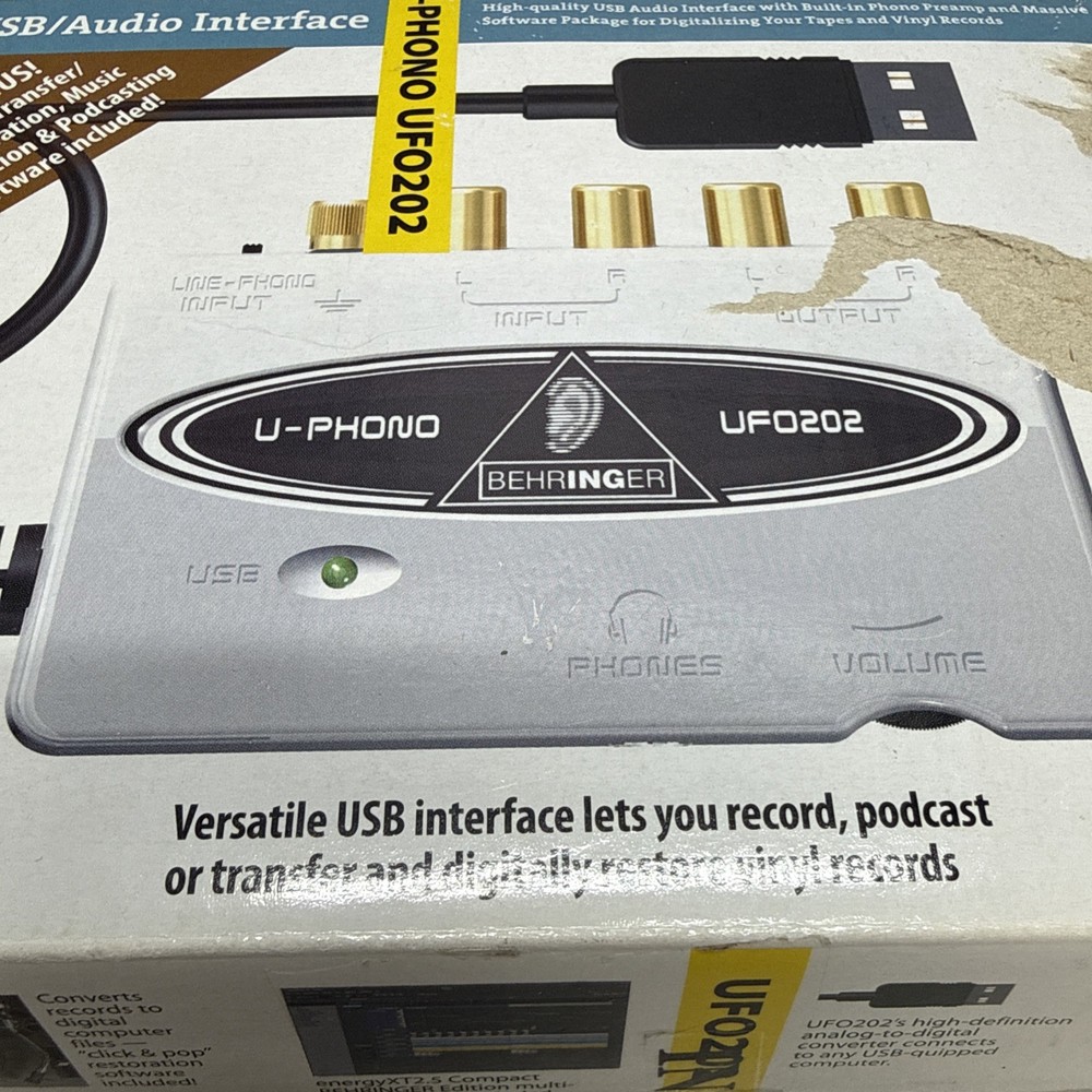 Behringer U-Phono UFO202 USB Audio Interface w/ Phono Preamp