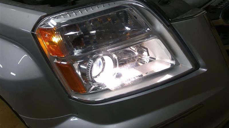 TERRAIN 2017 Glove Box 859949