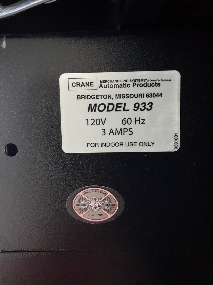 Automatic Products 933 model 933d Snack Vending Machine