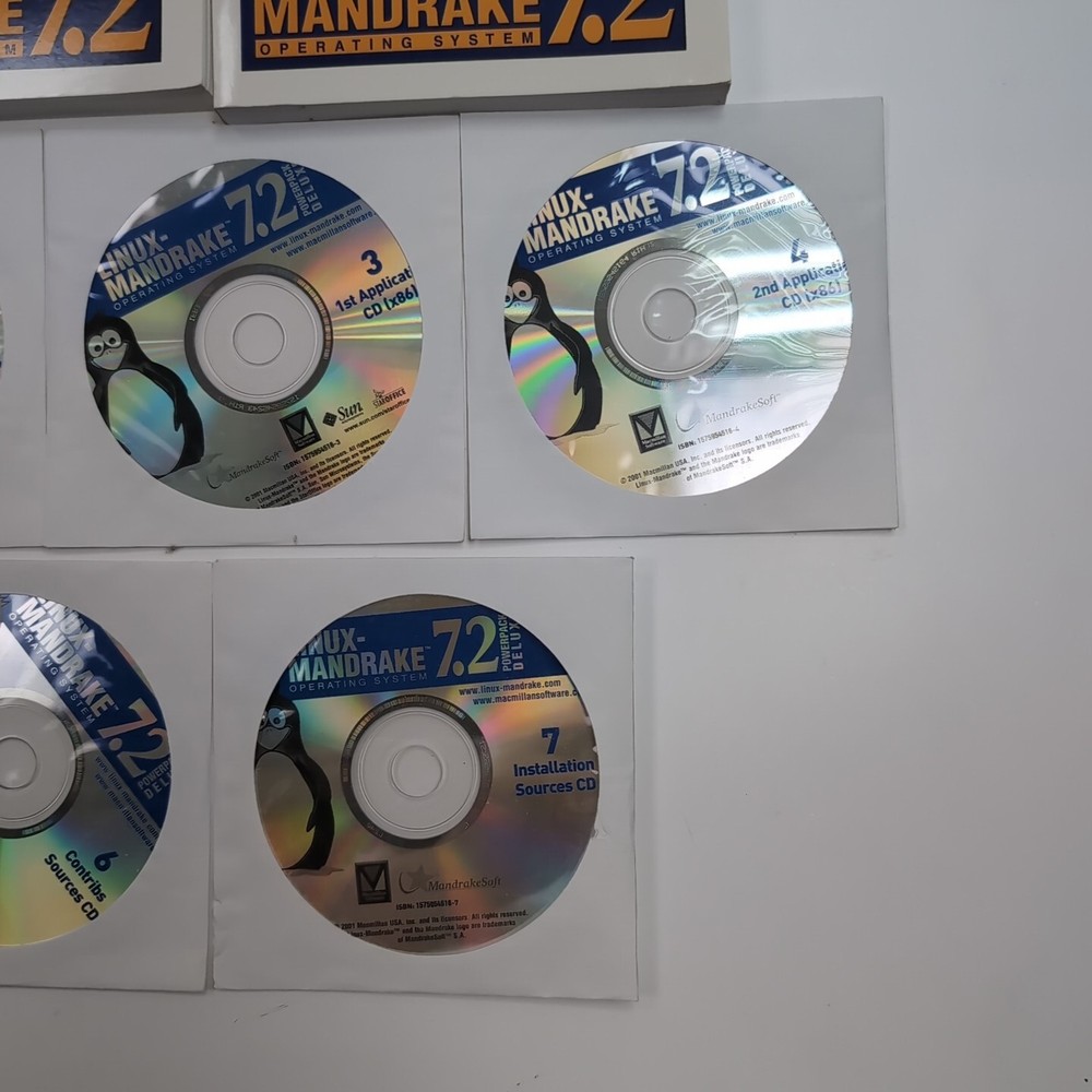 Linux Mandrake 7.2 Deluxe 2001 Operating System Software Big Box 7 CD'S Manuals