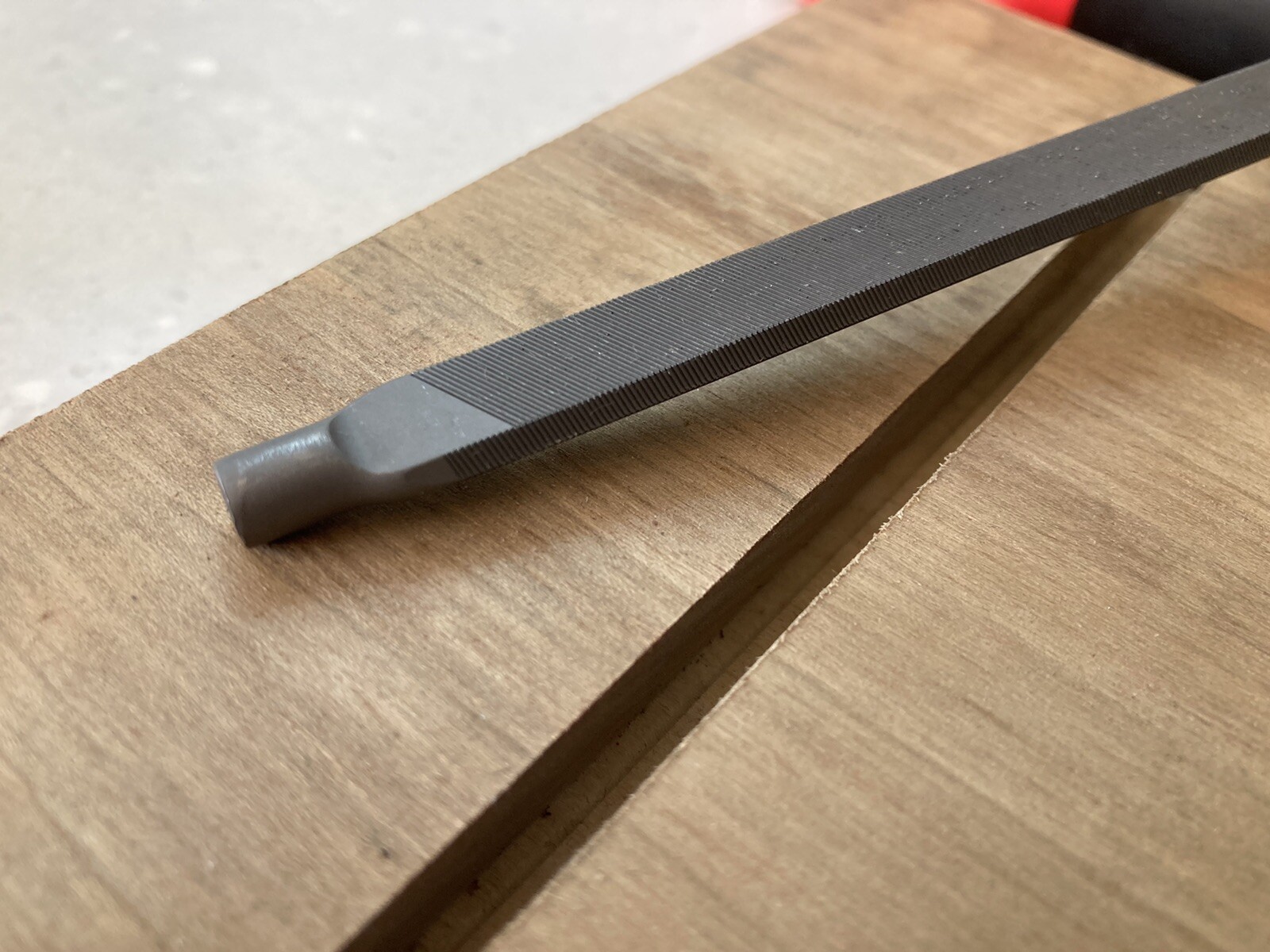 Vallorbe double bevel square chain file 2279