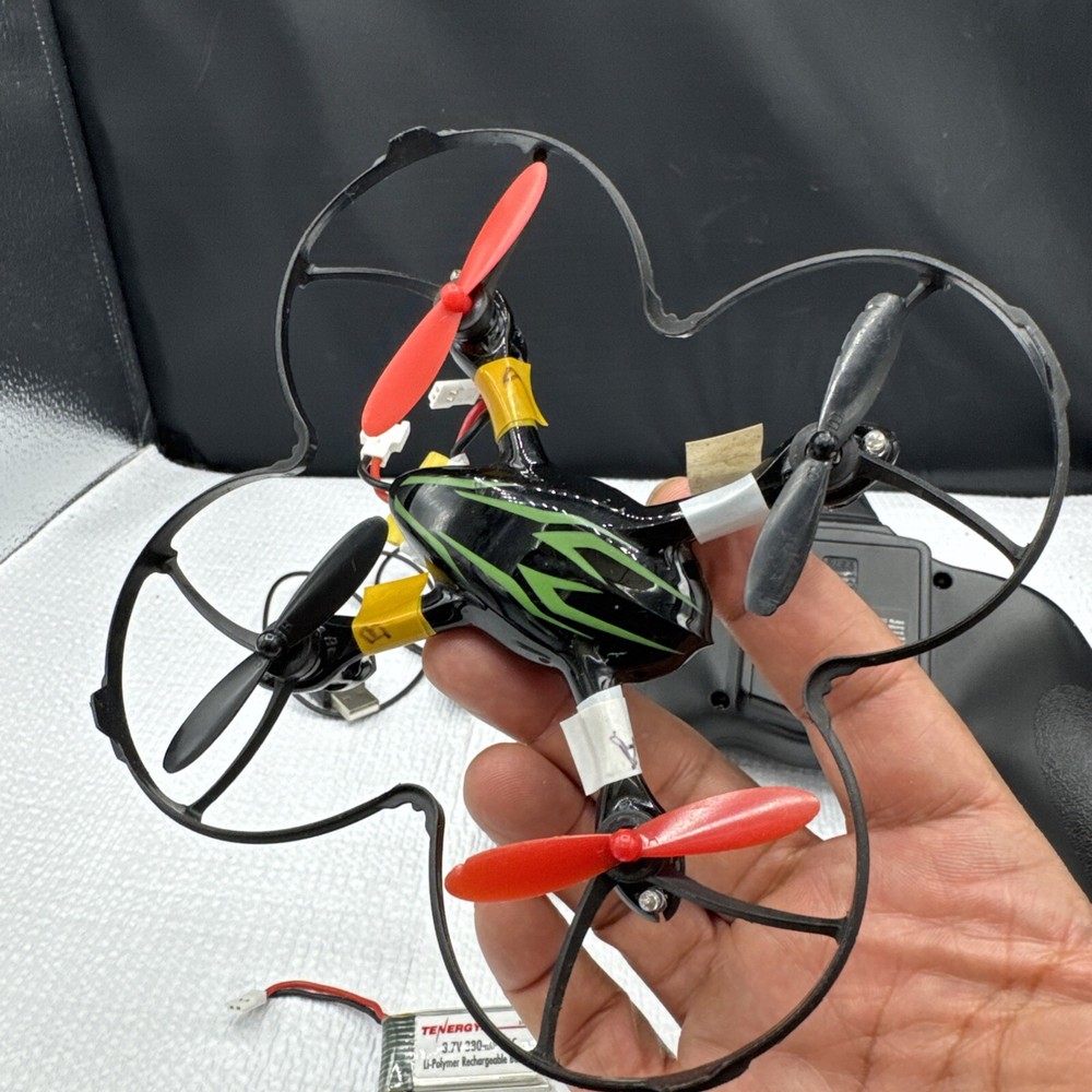 Hubsan X4 Drone with Controller FOR PARTS UNTESTED