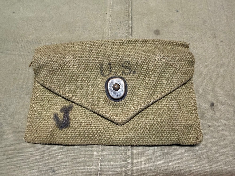 ORIGINAL WWII US ARMY INFANTRY M1942 FIRST AID CARLISLE BANDAGE CARRY POUCH-1943
