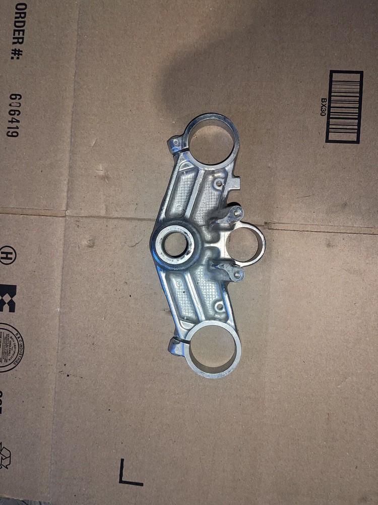 96 kawasaki Zx9 upper tree