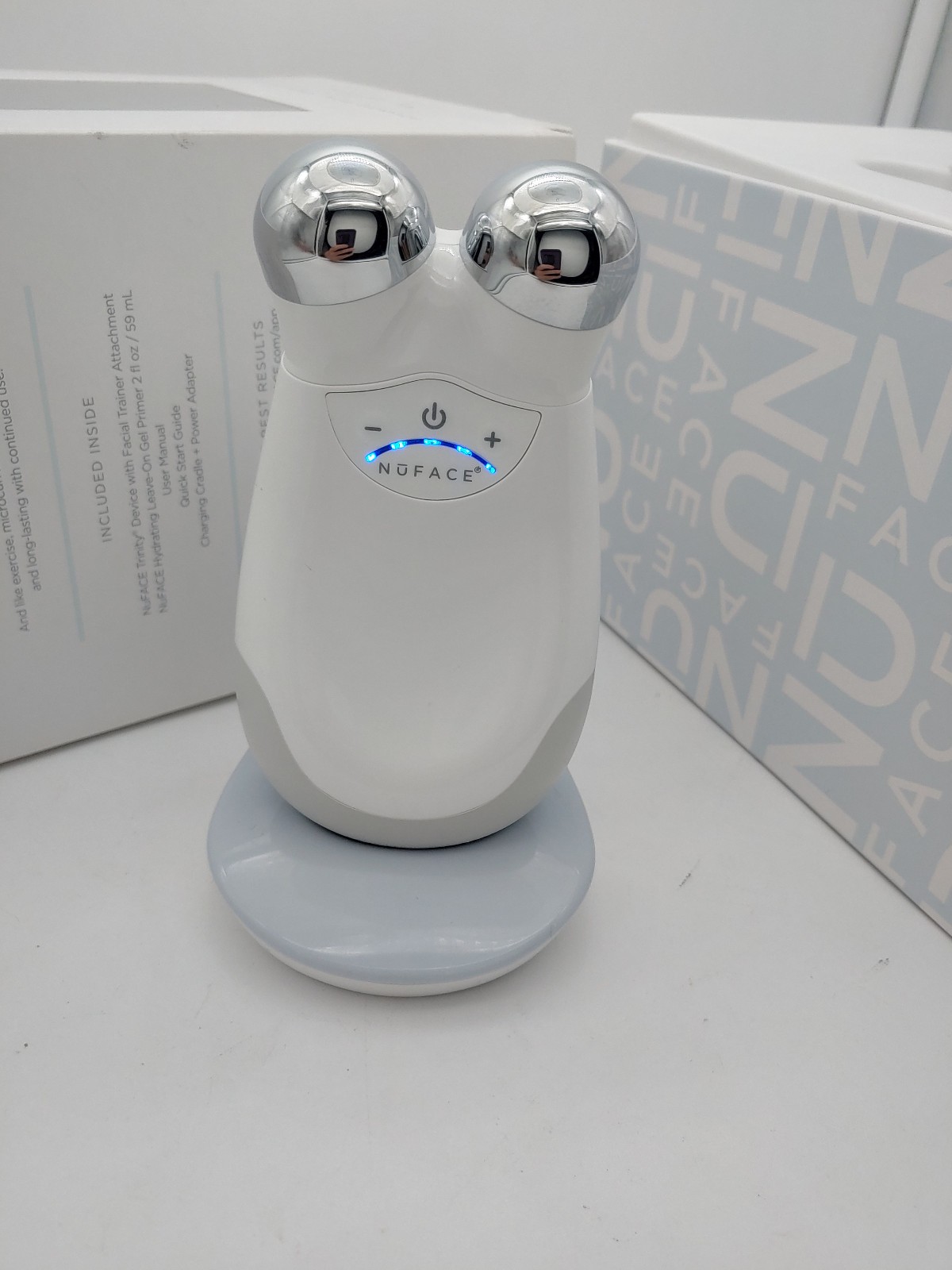 Genuine NuFACE Trinity Facial Toning Device + Cradle + AC Charger Tested Works