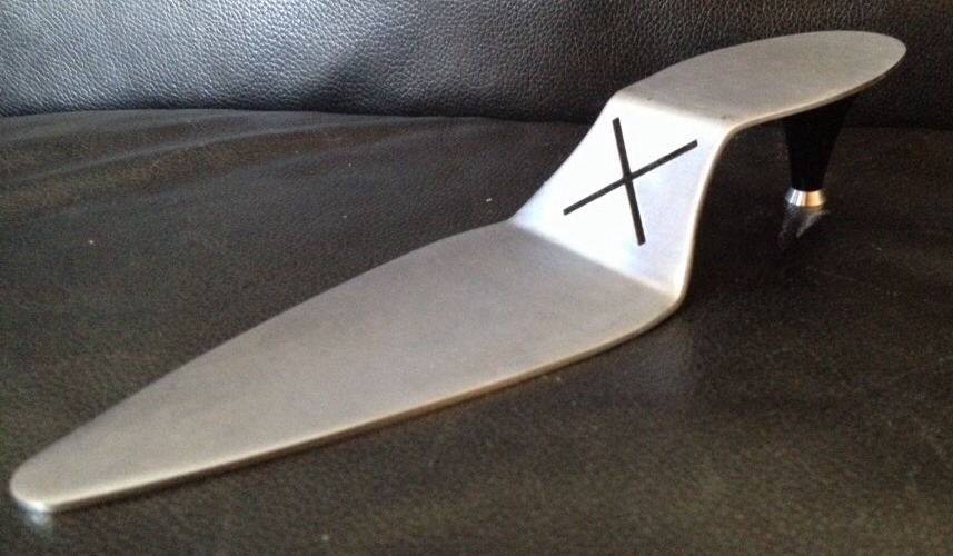 Cake Server Shapped . Sassy!