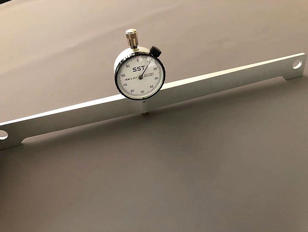 Neck Relief Gauge/Luthier tools