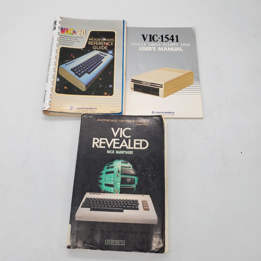 COMMODORE VIC-20 COMPUTER + VIC 1541 DISK DRIVE + JOYSTICK [CLEANED/TESTED 100%]