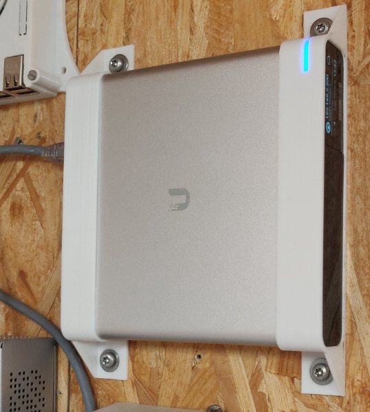 Secure Wall Mount Holder for Ubiquiti Unifi Cloud Key Gen2 Plus 3D Printed