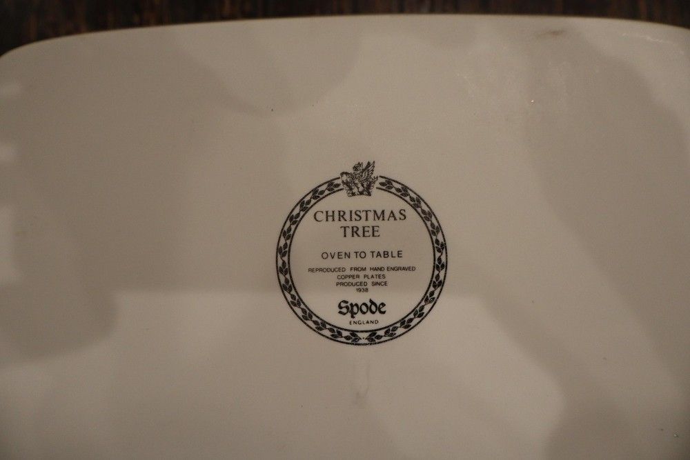 Spode Christmas Tree Baking Dish 12" Rectangular Oven To Table White Green Rim