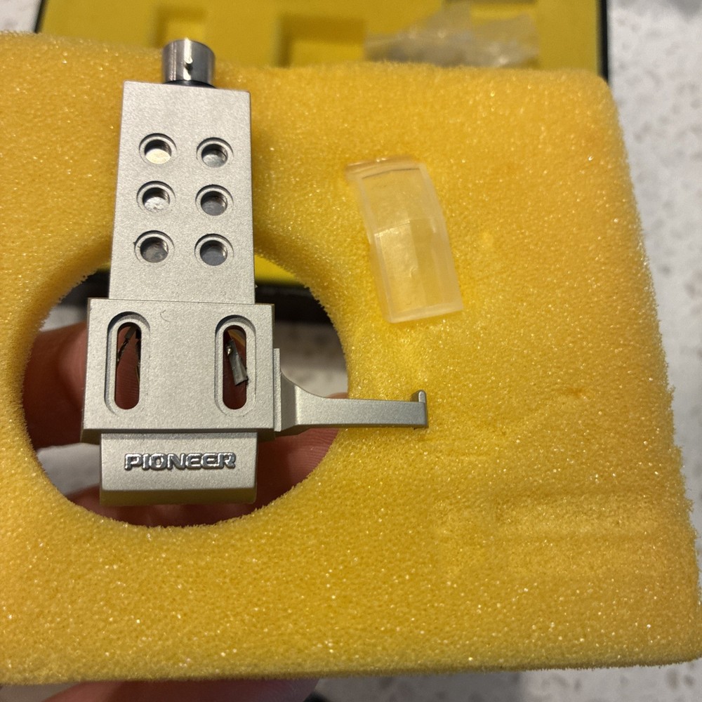 Pioneer Turntable Headshell SME Type Silver Universal Mount with Leads