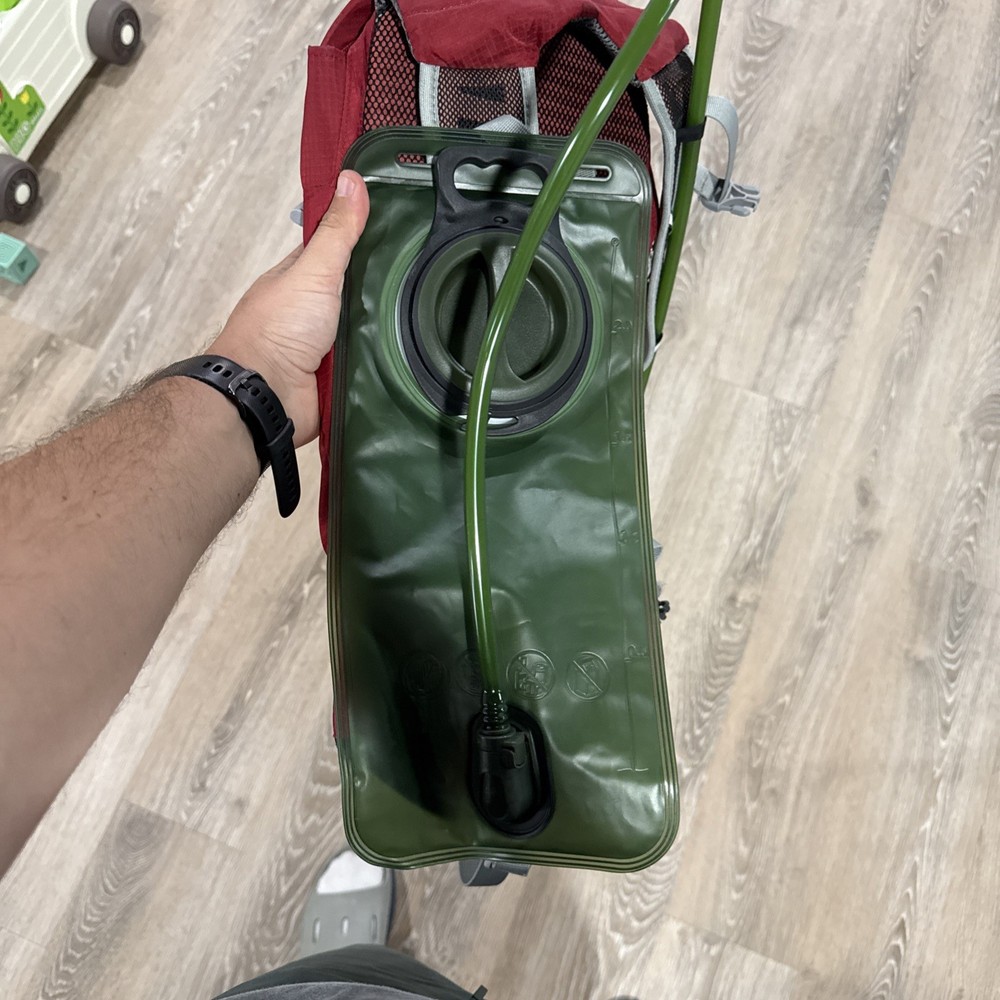 Osprey Raptor 6 Red Backpack With Bladder