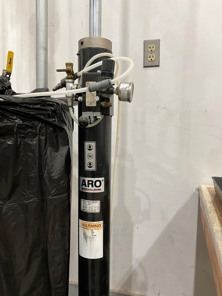 ARO 55 GALLON RAM DRUM PUMP PACKAGE MODEL: 650692.