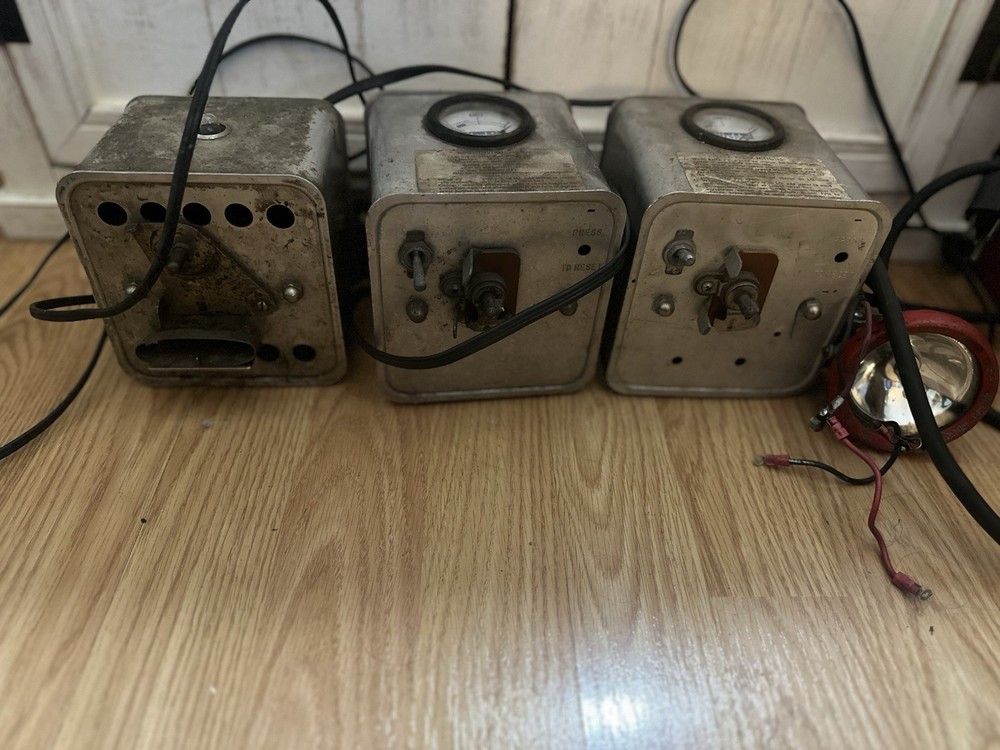 3 Vintage Koehler Wheat Chargers Untested