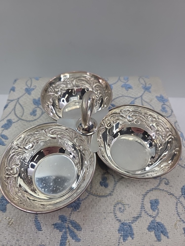 900 Silver Codiment Server