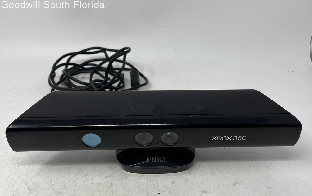 Microsoft 1414 Black Kinect Motion Sensor For Xbox 360 Not Tested