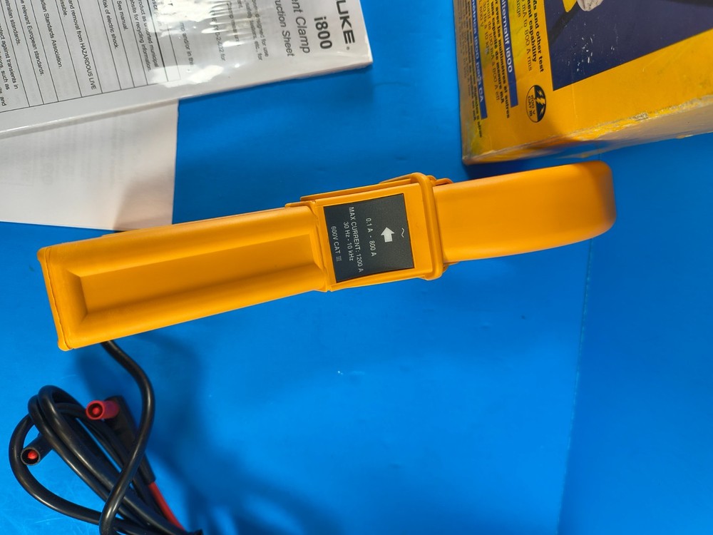 New Fluke i800 AC Current Clamp