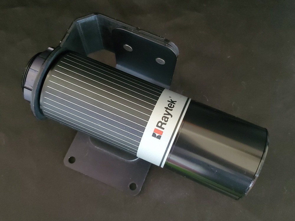 RAYTEK MODEL: RAYSXSLTCF10S INFRARED THERMOMETER SENSOR