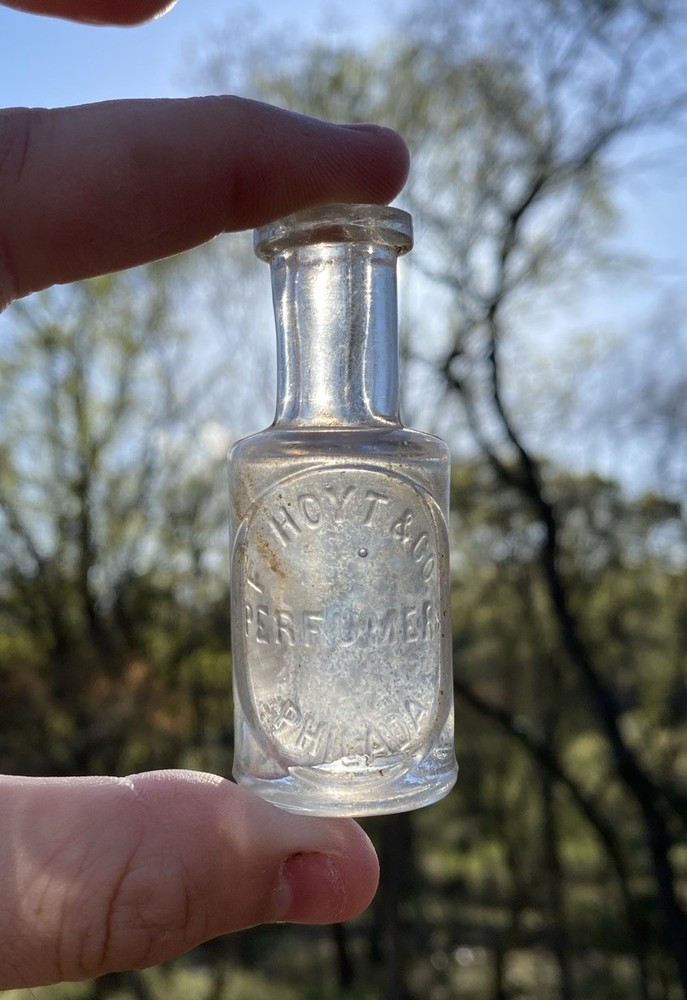 F. Hoyt & Co Perfumers Philadelphia Small Bottle