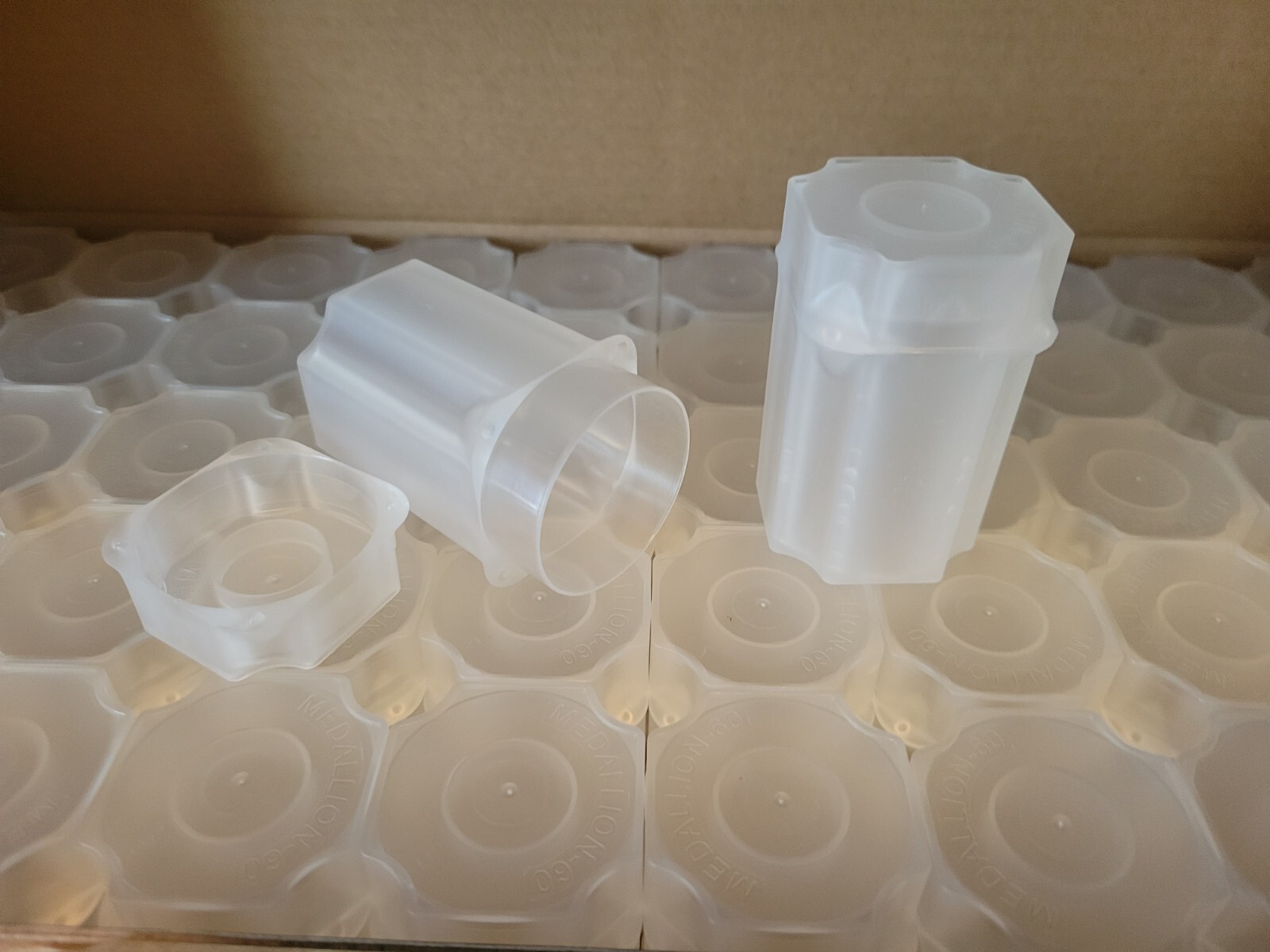 Medallion Size Coin Tubes Box Of 100 Guardhouse 39mm Silver Copper Rounds