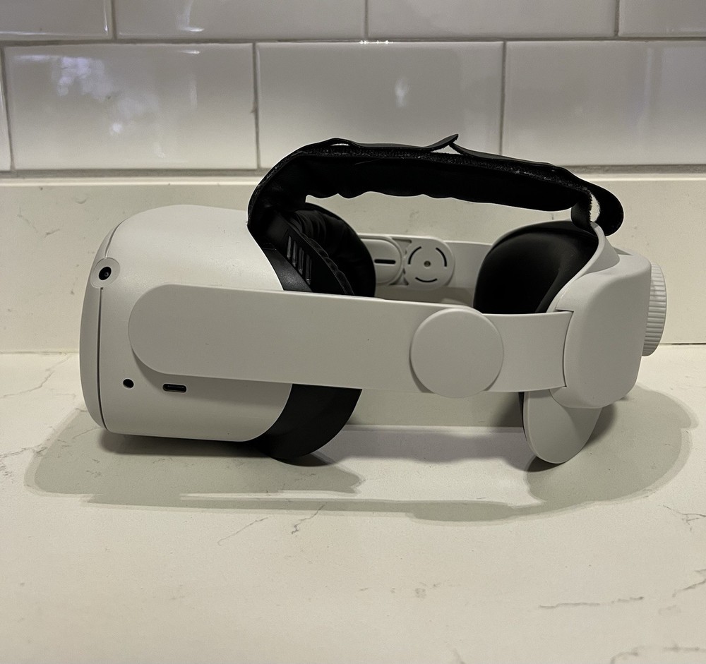 Meta Oculus Quest 2 - 64GB VR Headset With Upgraded Headstrap