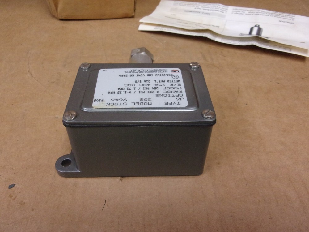 United Electric Model 358 Type J6 Pressure Switch