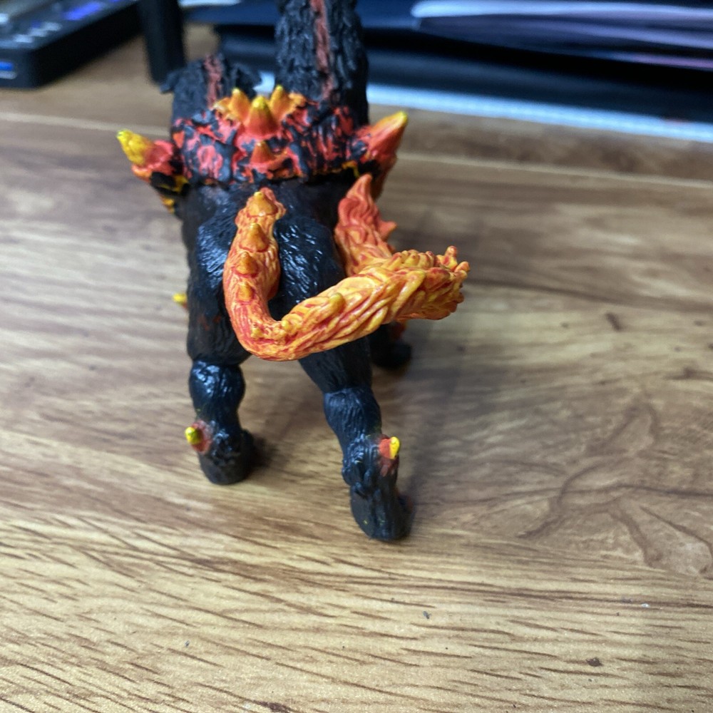 Schleich Stunning Eldrador Hellhound dog 42451