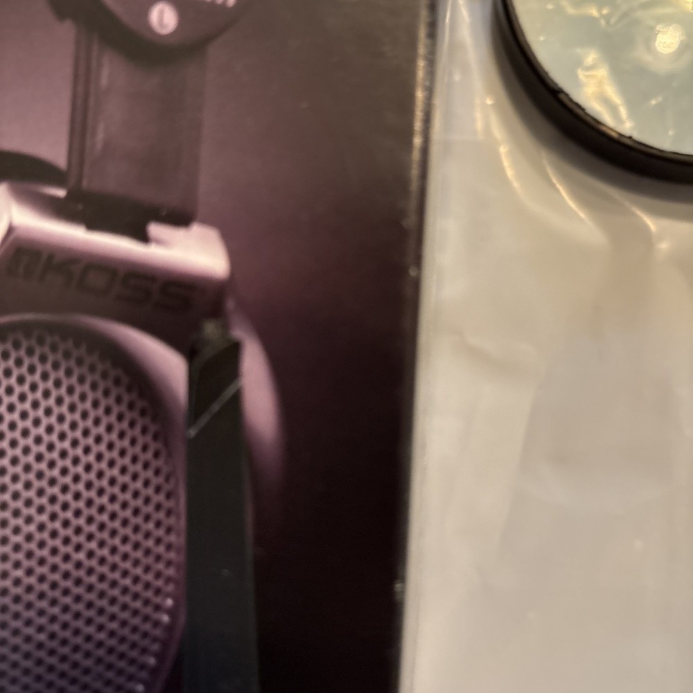 Koss UR40 Home Stereo Headphone